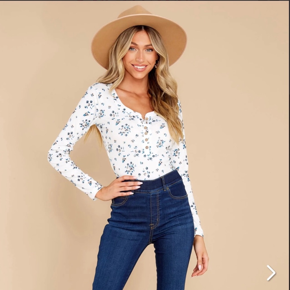 Floral bodysuit NWT